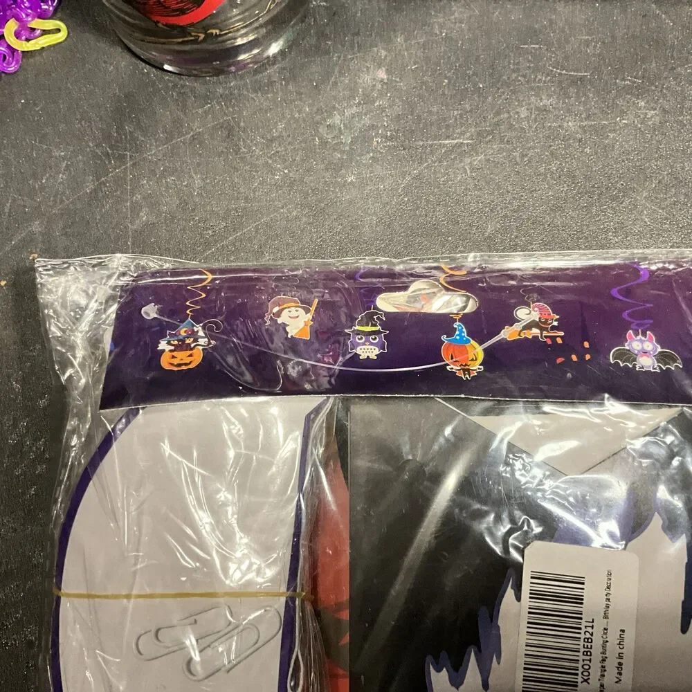 Halloween Party/ HAPPY BIRTHDAY Decorations Kit DIY 37 Pieces Party Brand New